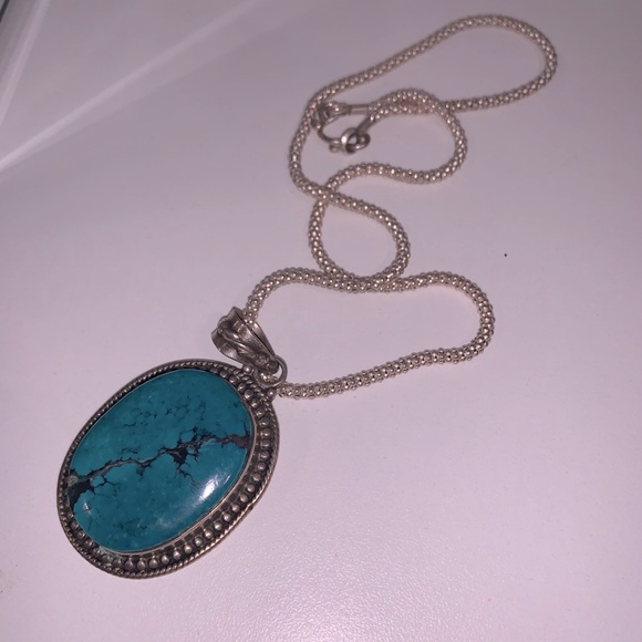 Women’s necklace - Picture 1 of 1